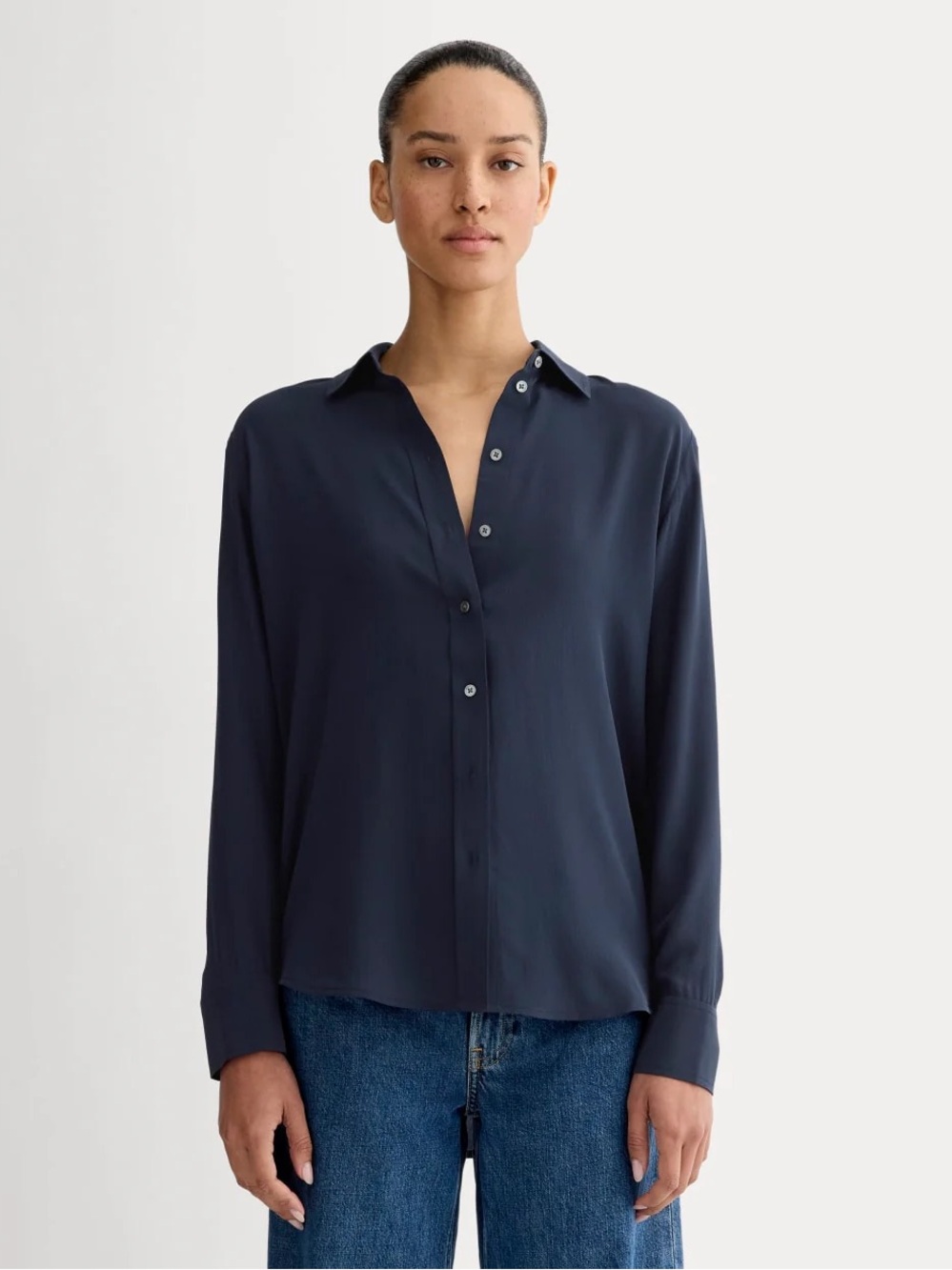 Everlane Dark Blue Washable Silk Button Up Blouse Size 4 Career Business Office